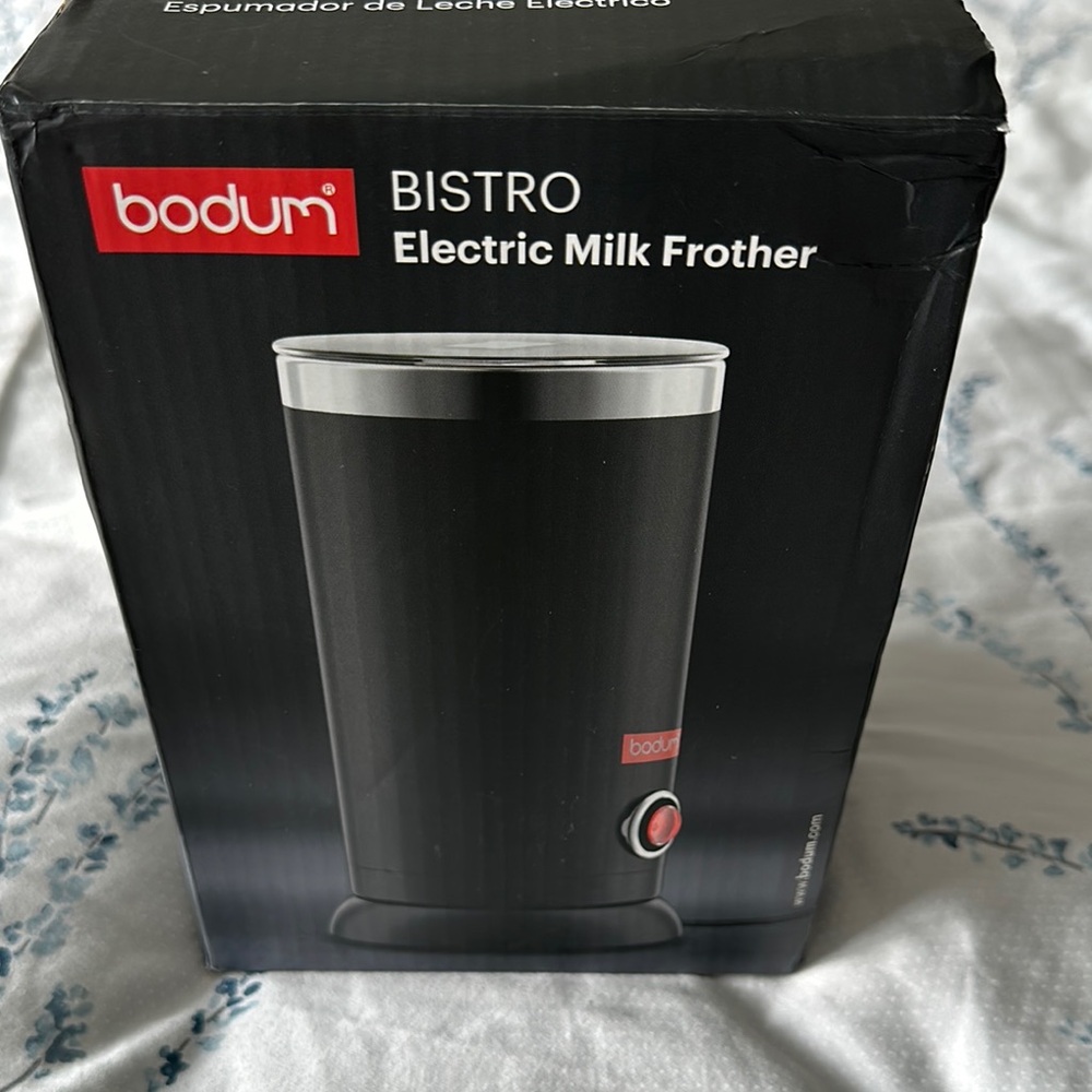 Bodum Bistro Milk Frother - Sleek Black
